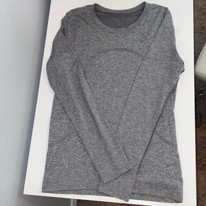 Full length lululemon long sleeve